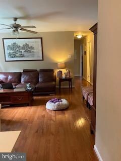 13527 Turkey Branch Pkwy, Rockville, MD 20853 - photo 4