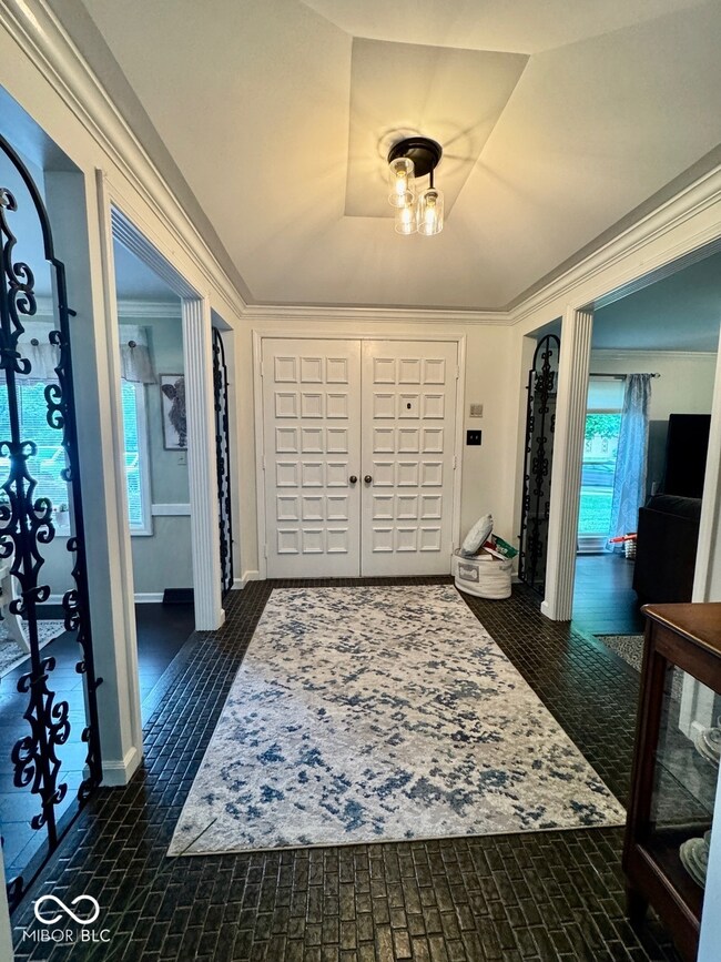 3130 Taylor Rd, Columbus, IN 47203 - photo 7