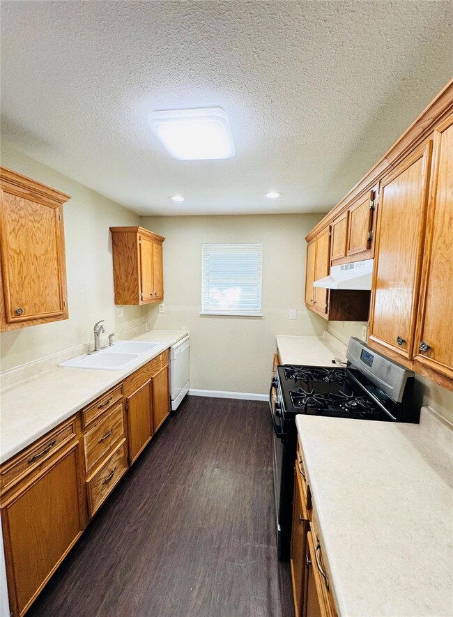 2217 Narobi Place, Mesquite, TX 75149 - photo 4