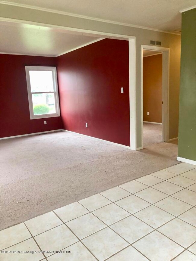 5713 Taffy Pkwy, Lansing, MI 48911 - photo 4