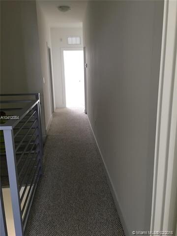 7231 NW 103rd Path unit 7143, Doral, FL 33178 - photo 6