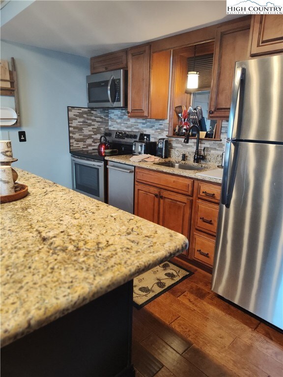 908 Chetola Lake Dr unit 103, Blowing Rock, NC 28605 - photo 3