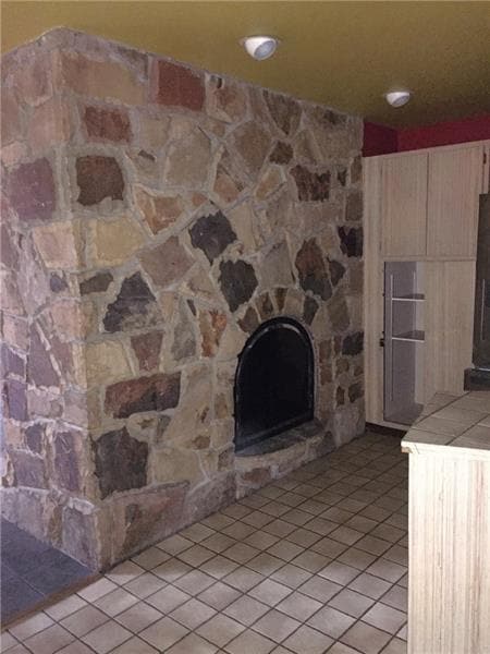 KITCHEN FIREPLACE