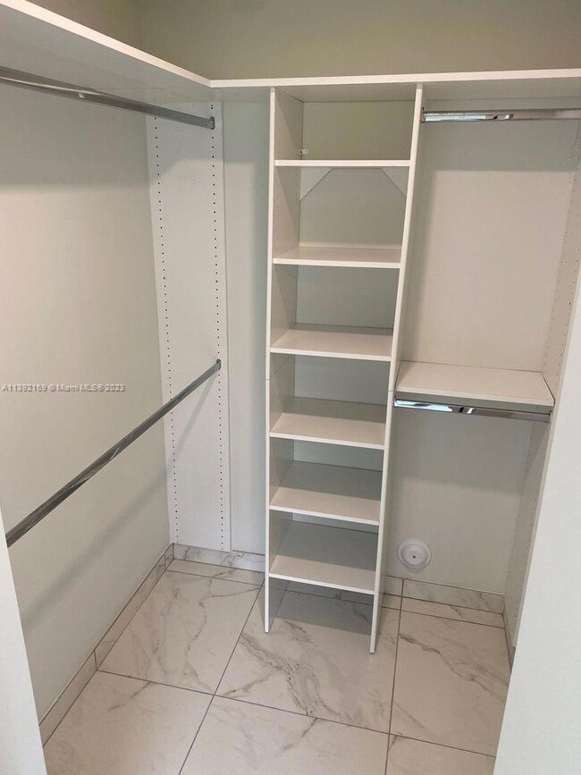 836 SW 2nd St unit 204, Miami, FL 33130 - photo 4