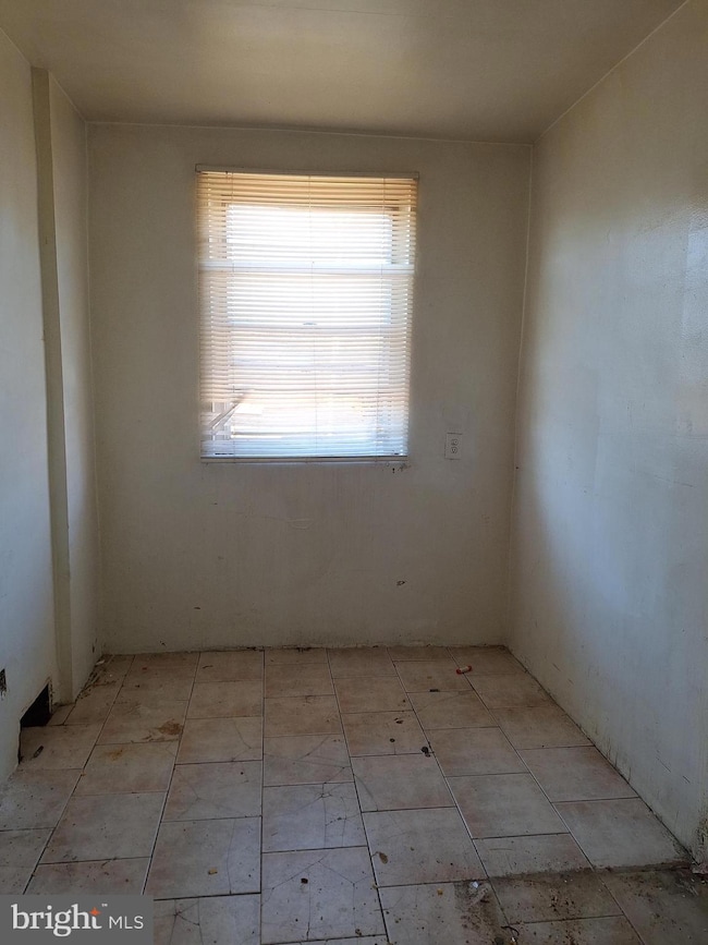 919 Sharon Ave, Sharon Hill, PA 19079 - photo 7