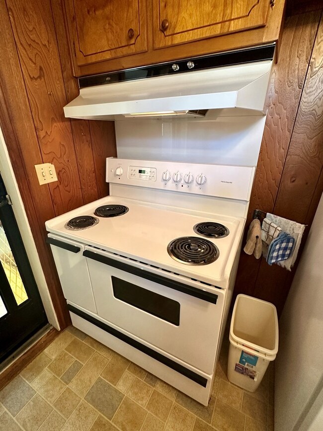 4709 Stagecoach Rd, Albany, GA 31705 - photo 5