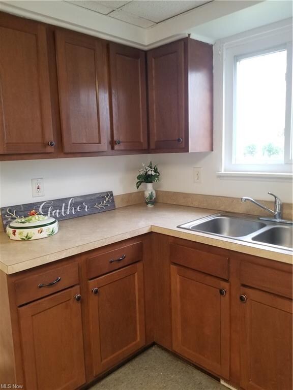 Huge Kitchen for wonderful family gatherings.