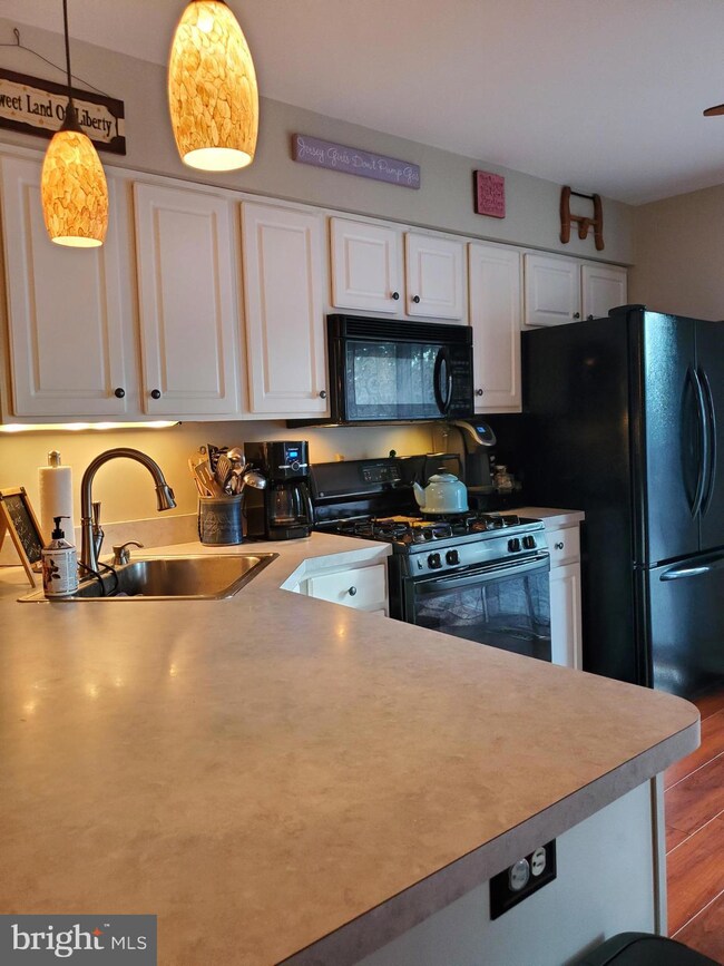 83 Timbercrest Dr, Sewell, NJ 08080 - photo 3