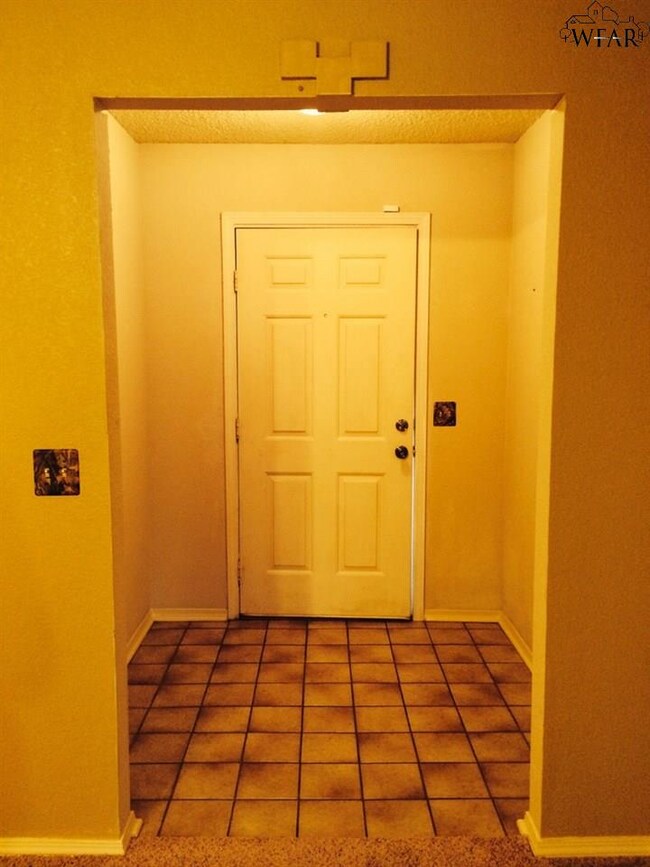 1300 Hunt St, Wichita Falls, TX 76302 - photo 3