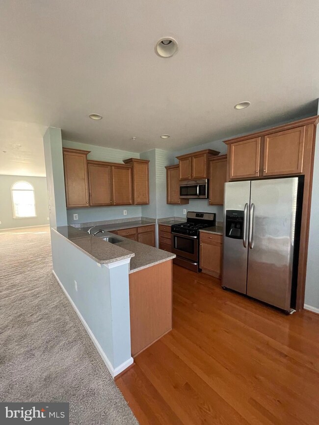 1104 Carinoso Cir, Severn, MD 21144 - photo 7