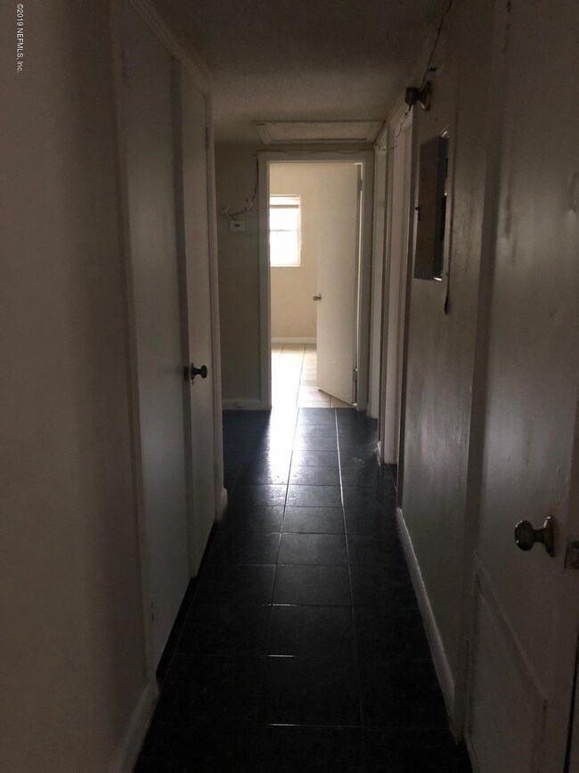 6042 Wilson Blvd, Jacksonville, FL 32210 - photo 7