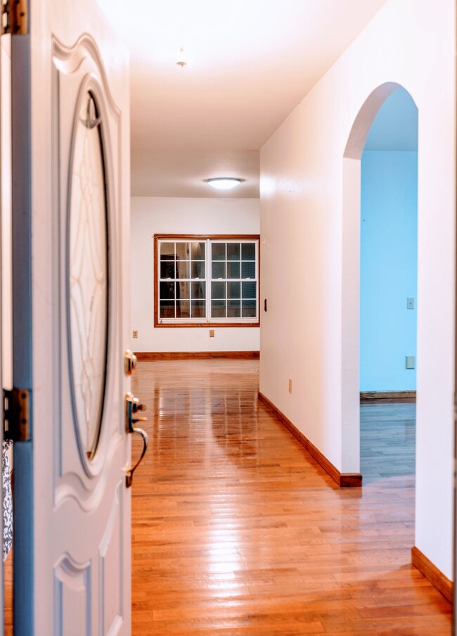 220 Old Highway 18 unit 220, Tennessee Ridge, TN 37178 - photo 7