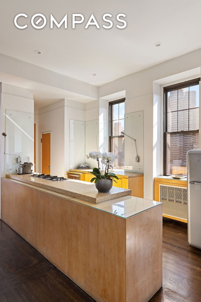 521 Park Ave unit 10A, New York, NY 10065 - photo 3