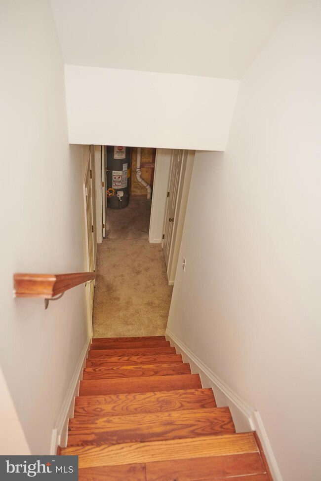 25338 Mcintyre Square, Chantilly, VA 20152 - photo 6