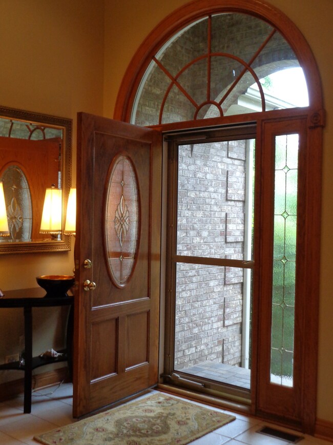 A MOST WELCOMING FOYER MAKES EVERYONE FEEL AT HOME