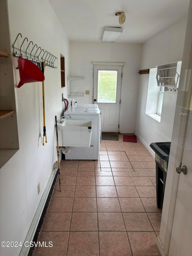 1301 Fort Titzell Rd, Lewisburg, PA 17837 - photo 5