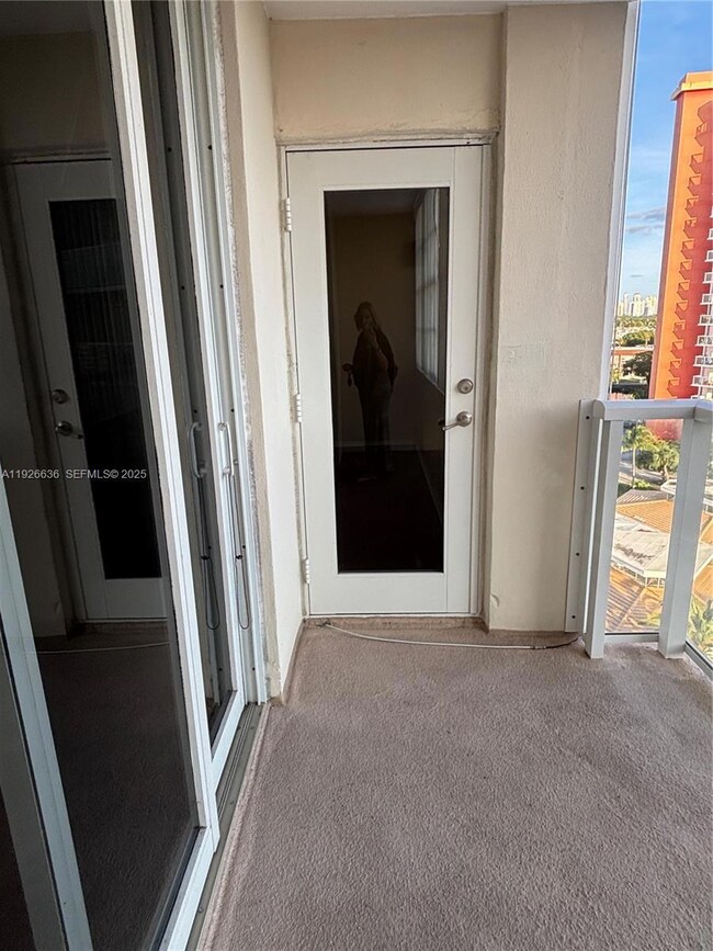 Buckley Towers unit 813W, Miami, FL 33179 - photo 7