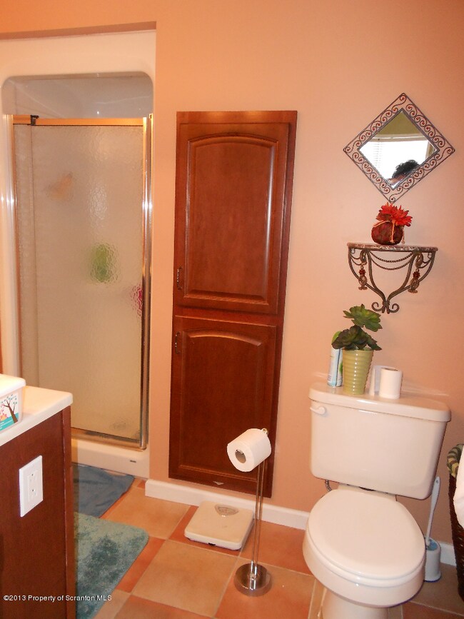 103 Beverly B 1b Dr, Archbald, PA 18403 - photo 6