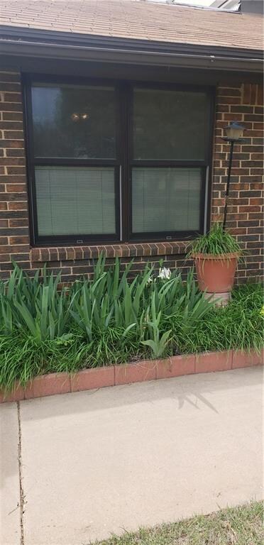 Pella  windows with builtin blinds