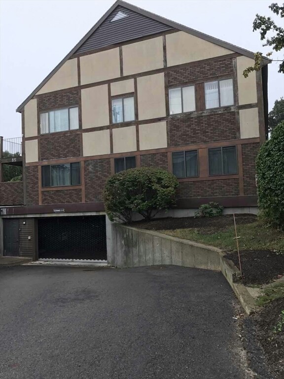 85 E Squantum St unit 14, Quincy, MA 02171 - photo 2