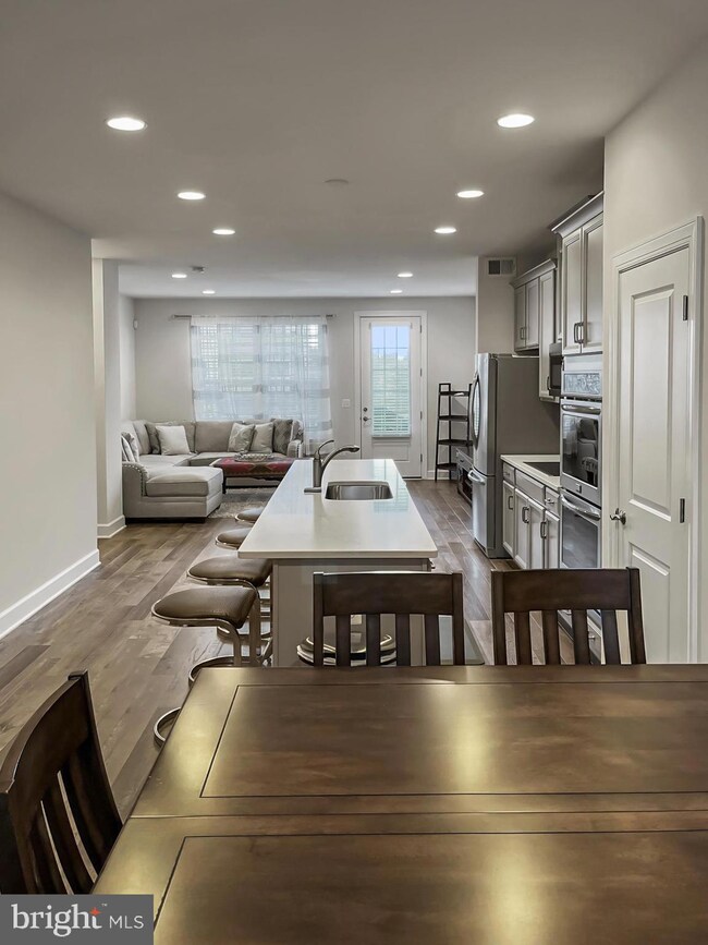 10525 Hinton Way, Manassas, VA 20112 - photo 3