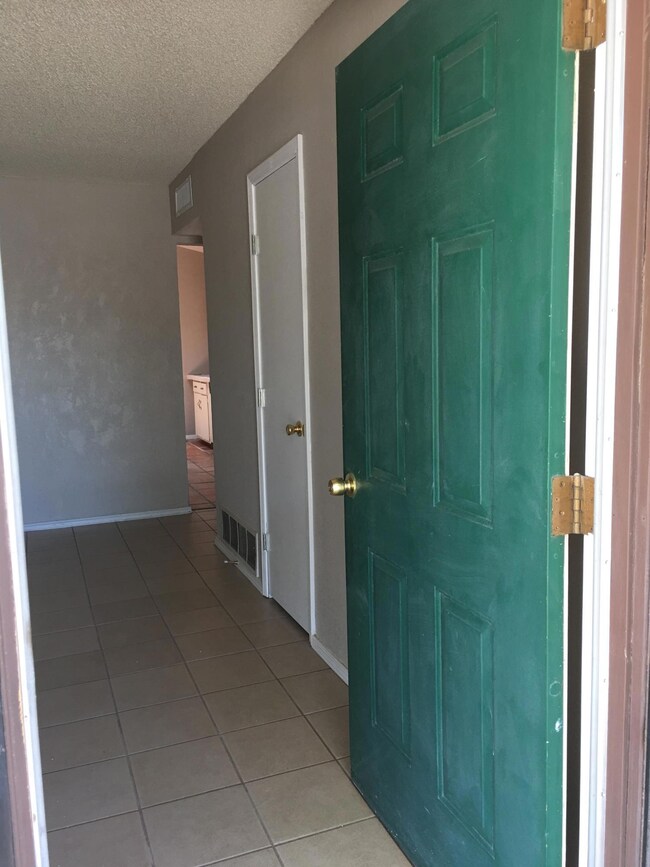 7923 Santa Maria Ct, El Paso, TX 79915 - photo 4