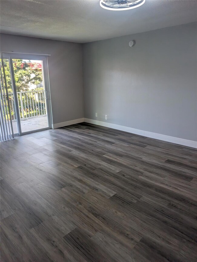 5820 NW 17th Place unit 201, Sunrise, FL 33313 - photo 6