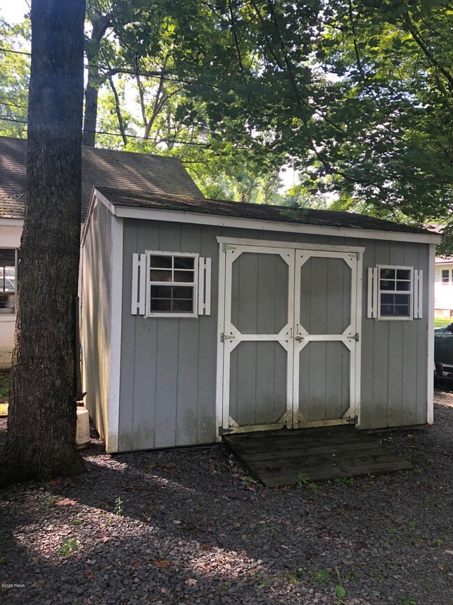 45 West Rd, Hawley, PA 18428 - photo 2