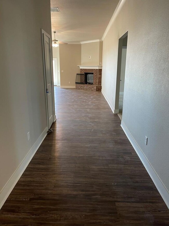 1511 Derrick Ave, Odessa, TX 79765 - photo 6