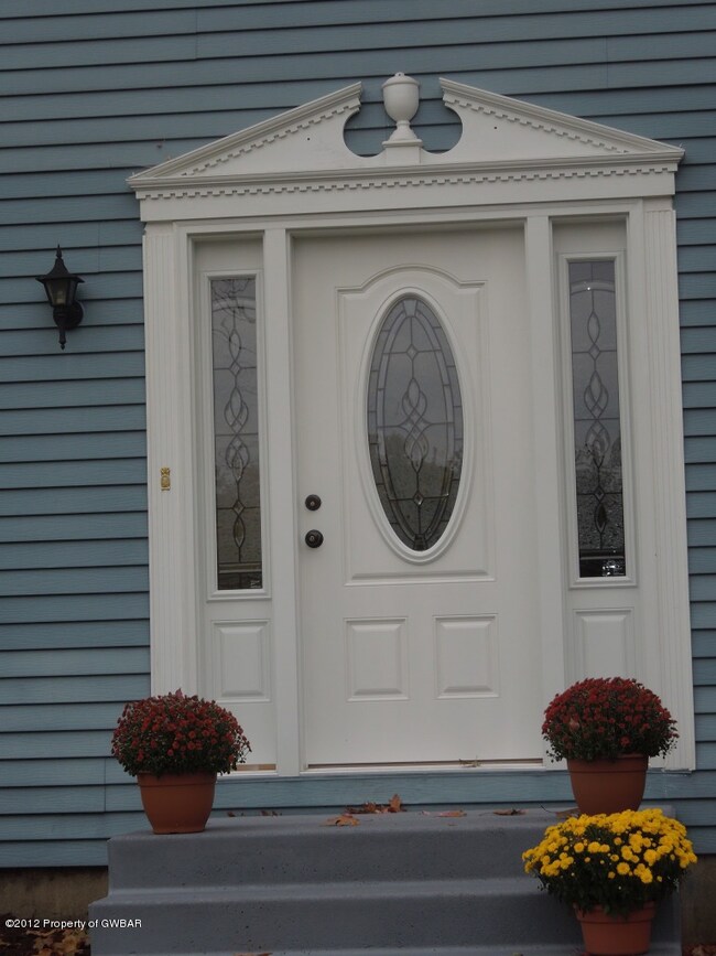 Clover Front Door