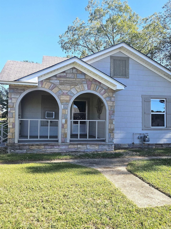 527 E 2nd St S, Prescott, AR 71857 - photo 2