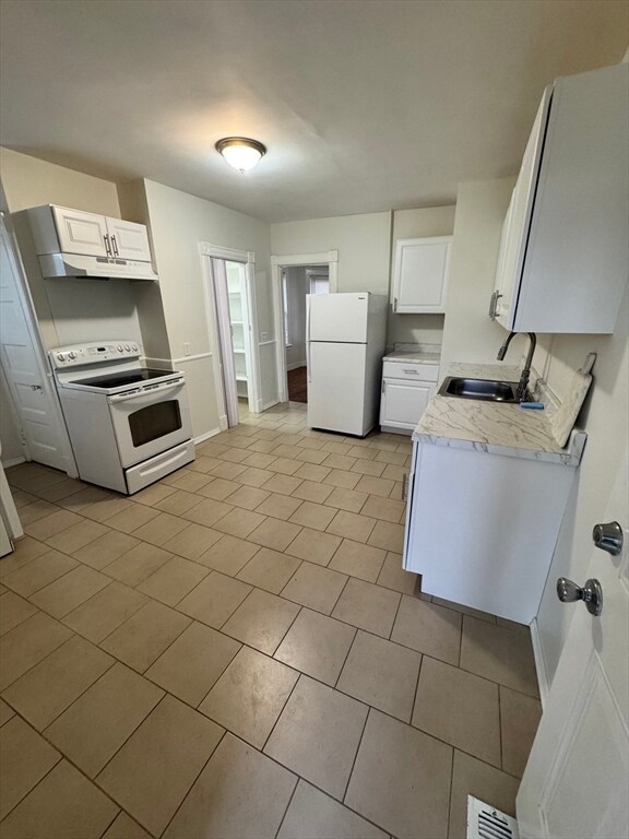 129-131 Wilbraham Ave unit 1, Springfield, MA 01109 - photo 2