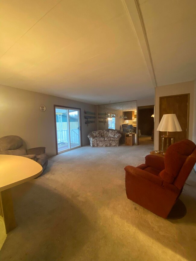 3500 Summers Ln #6
