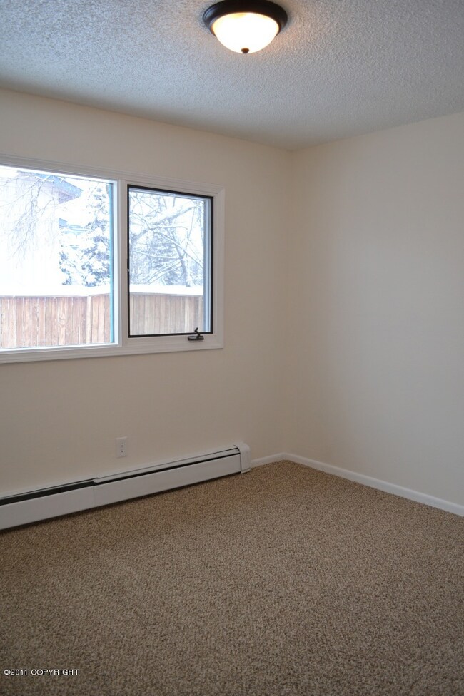 1401 Patterson St, Anchorage, AK 99504 - photo 6