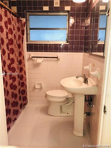 617 41st St, West Palm Beach, FL 33407 - photo 6