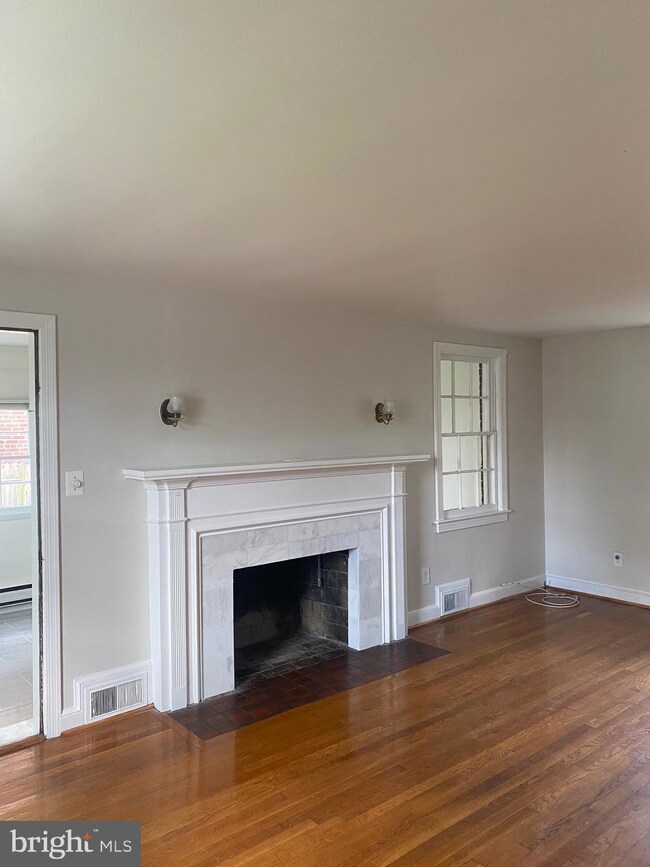 4412 Jones Bridge Rd, Bethesda, MD 20814 - photo 6