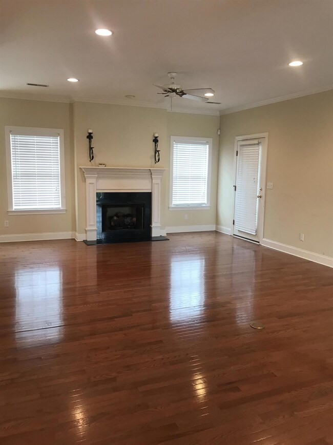 111 Magnolia Glen Cir, Manchester, TN 37355 - photo 6