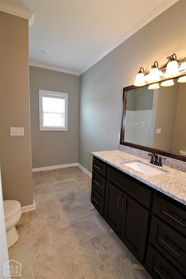 806 S 39th St, Paragould, AR 72450 - photo 5