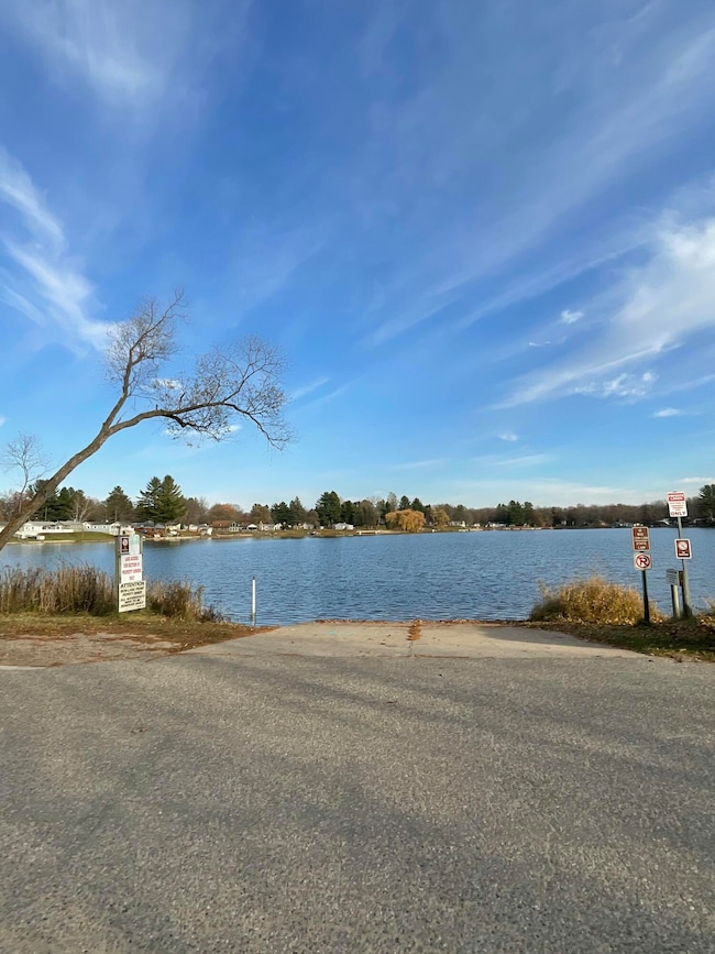 6361 Robin Dr, Harrison, MI 48625 - photo 5