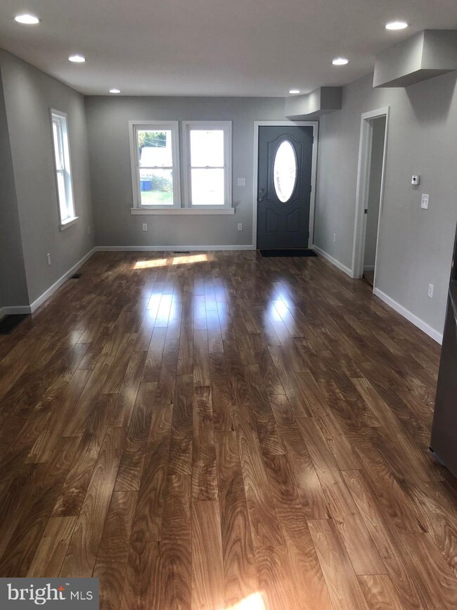 24 Hanover St, Pemberton, NJ 08068 - photo 6