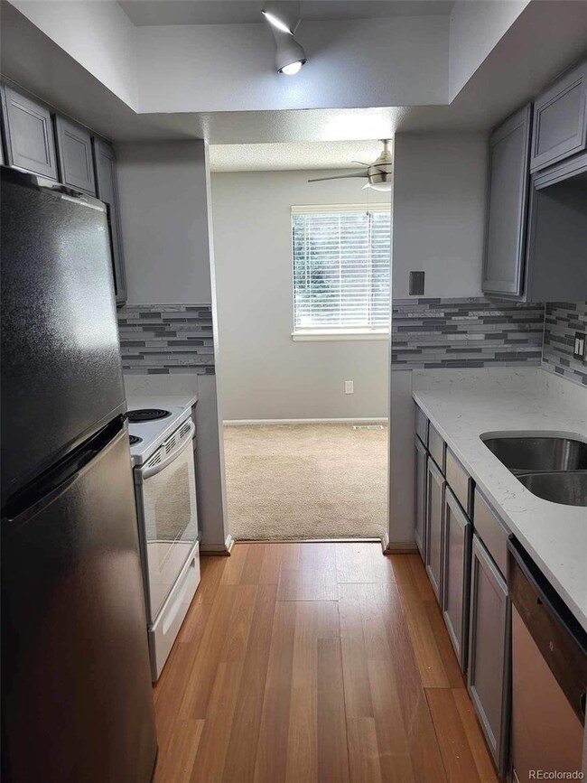 4313 S Andes Way unit 104, Aurora, CO 80015 - photo 3