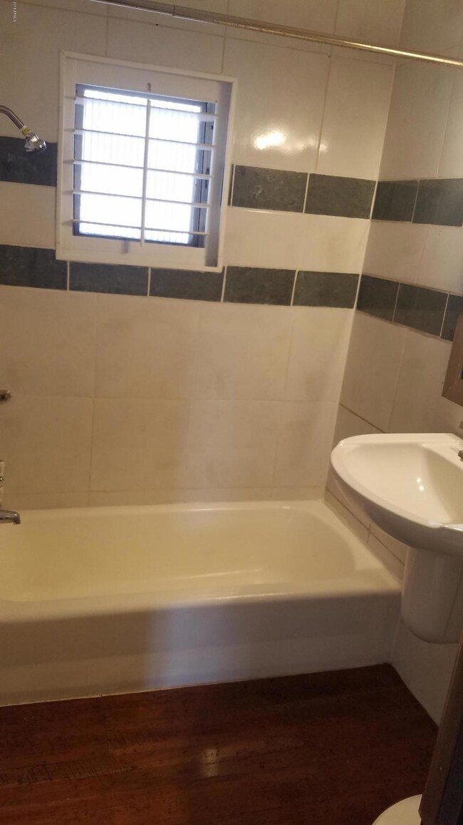 408 W Earll Dr unit 5, Phoenix, AZ 85013 - photo 5