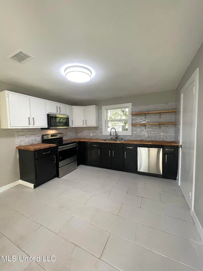 1510 Sixth Ave, Picayune, MS 39466 - photo 4