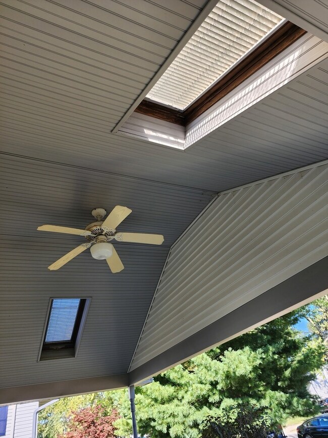 1830 Ivy Ln, Aurora, IL 60506 - photo 7