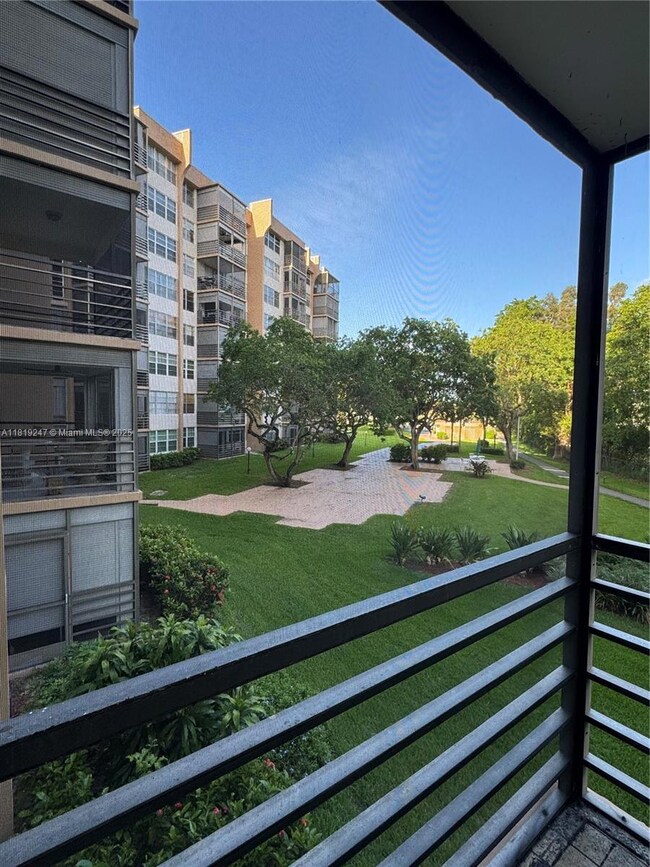 1100 Saint Charles Place unit 203, Pembroke Pines, FL 33026 - photo 3