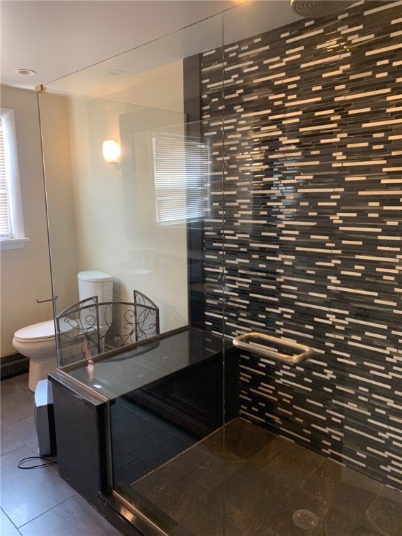 654 East Ave, Pawtucket, RI 02860 - photo 7