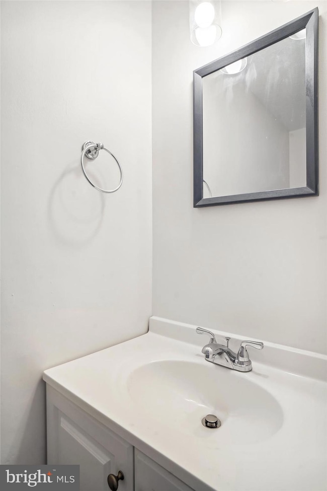 1316 Pear Tree Ct, Frederick, MD 21703 - photo 3