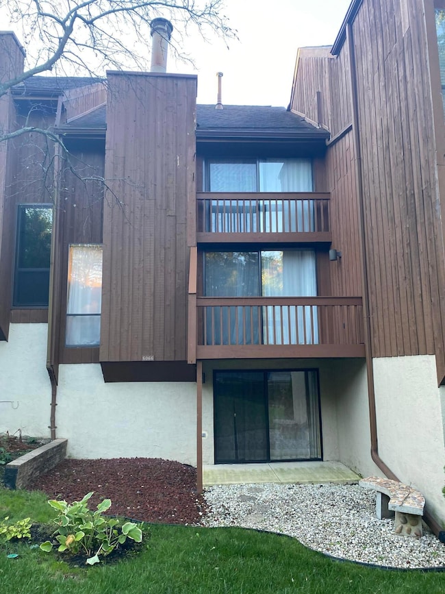 Condo 5066 Rear 10042024