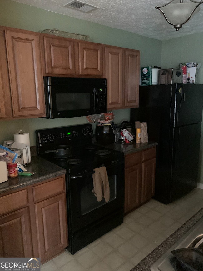 8356 Carlington Ln, Jonesboro, GA 30236 - photo 7