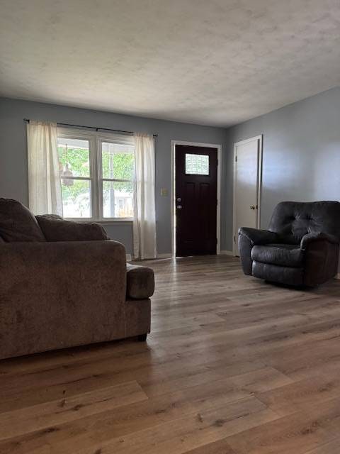 604 W Rustic St, Robinson, IL 62454 - photo 2